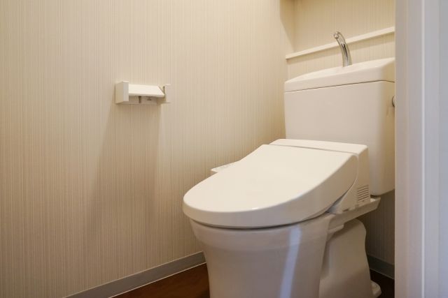 モダンデザインのトイレリフォーム